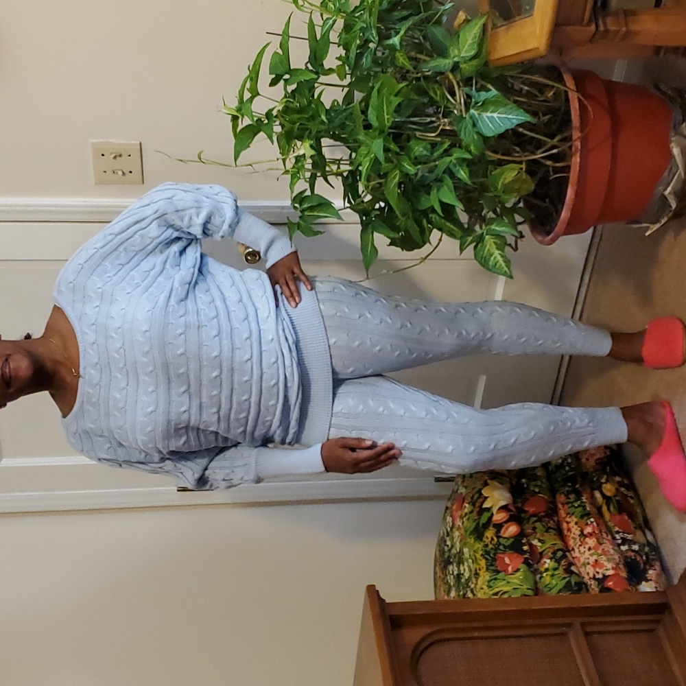 ⚡️Fashion Nova sweater set - Picture 4 of 16